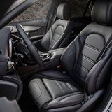 Mercedes AMG GLC 43 - bequeme Sportstühle vorn