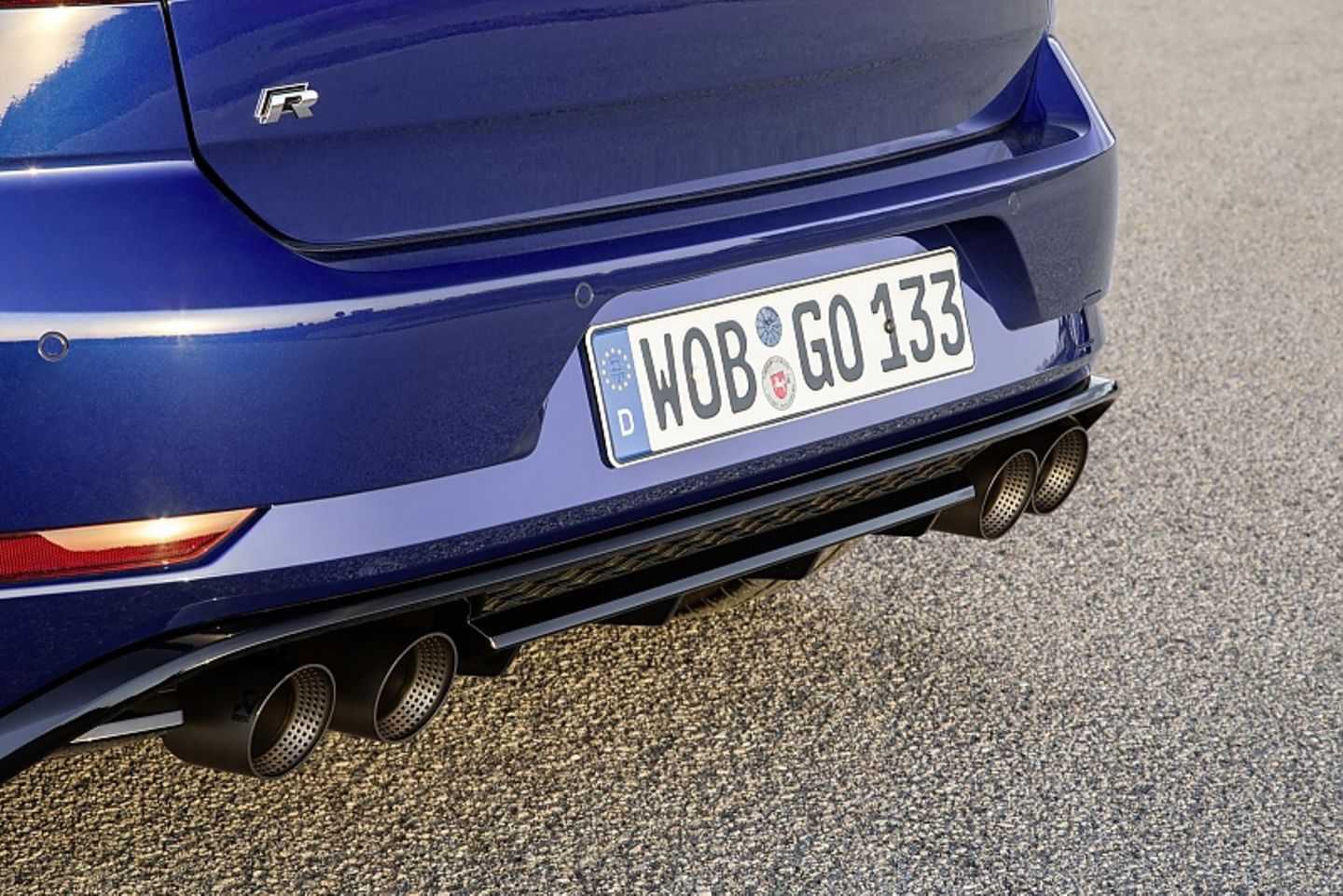 Volkswagen Golf R mit vierflutiger Auspuffanlage