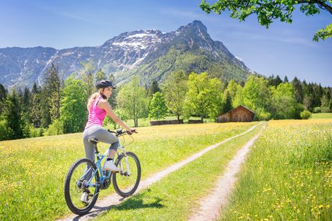Mit Motor schaffen sportliche Fahrer noch sportlichere Touren. 