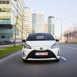 Der Toyota Yaris wiegt 1.165 Kilogramm.