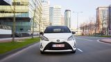 Der Toyota Yaris wiegt 1.165 Kilogramm.