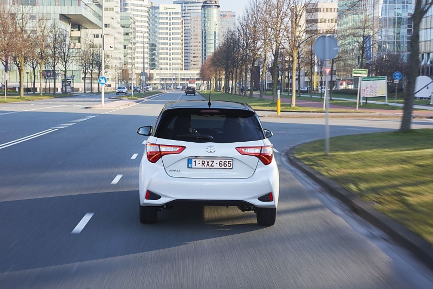 3,95 Meter ist der Toyota Yaris lang.