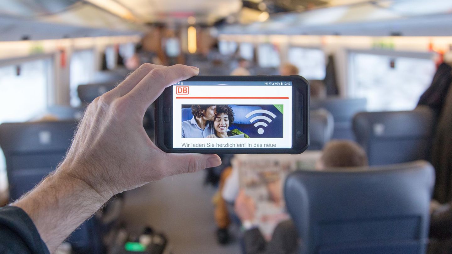 Über das WLAN des ICE gelangen Fahrgäste der Deutschen Bahn zum neuen Unterhaltungsangebot von Maxdome