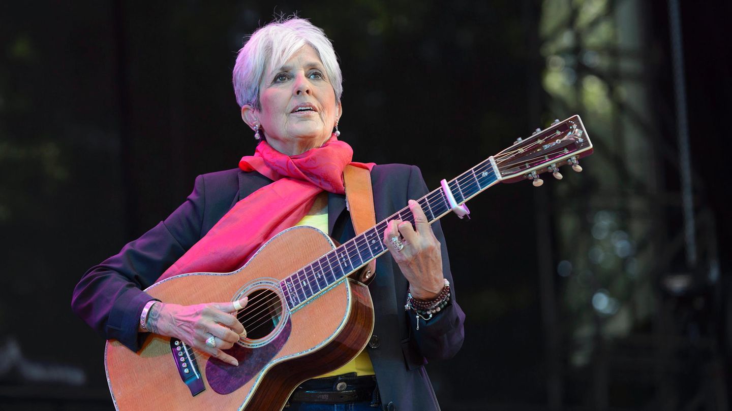 Joan Baez nennt US-Präsident Donald Trump einen "Nasty Man"