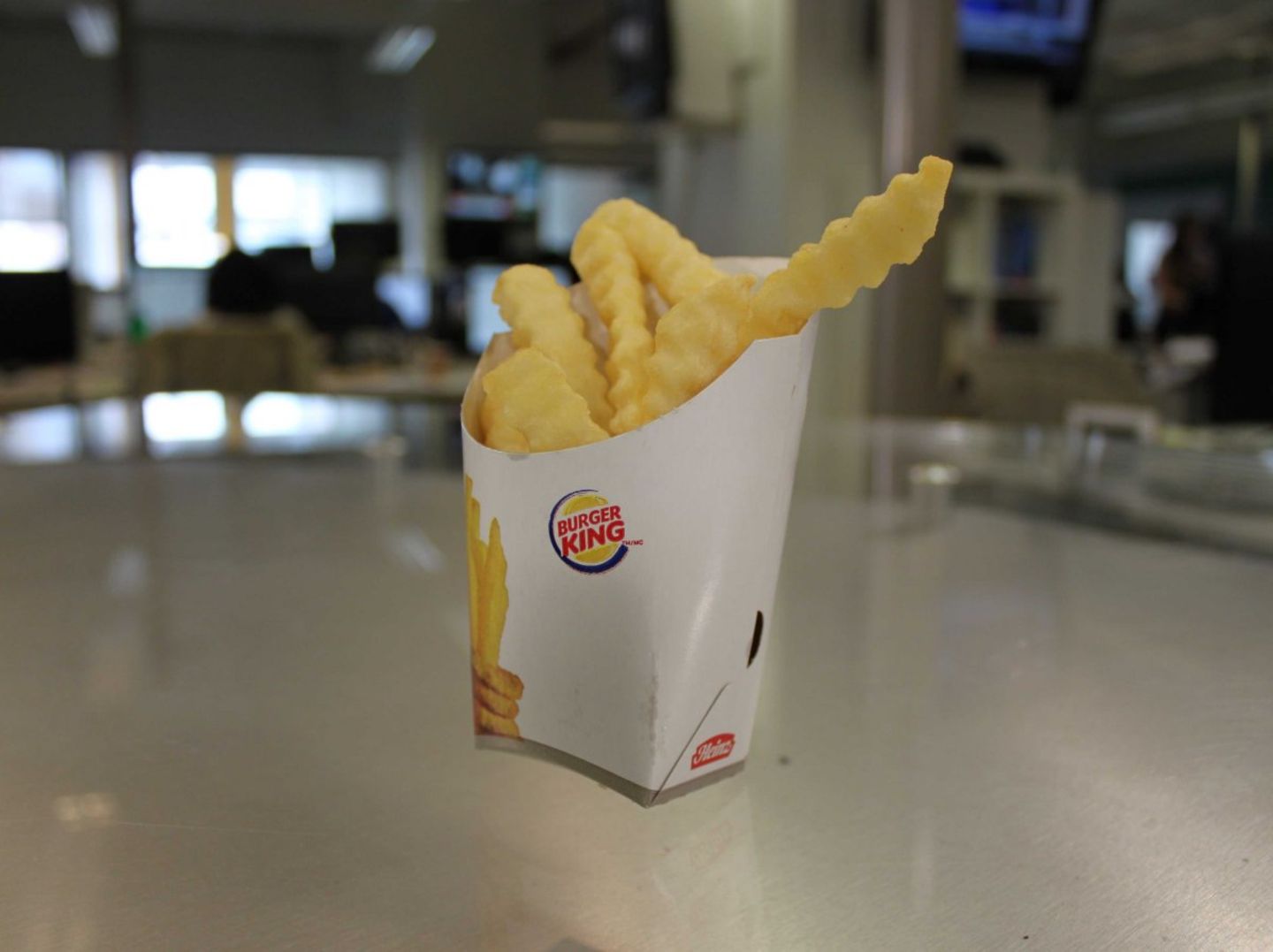Burger King's Satisfries  Diese Pommes frites stellen eine Low-Carb-Variante dar. Wer bei Burger King essen geht, achtet wohl kaum auf Kalorien. Daher fiel auch dieses Produkt durch.