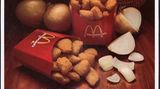 McDonald's Onion Nuggets  Warum Hühnchen, wenn man Zwiebeln essen kann? Auf diese absurde Idee kam McDonald's in den 70er Jahren. Der Erfolg blieb verständlicherweise aus.