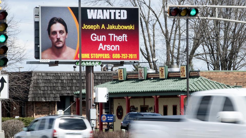 Joseph A. Jakubowski auf einem Fahndungsplakat in Janesville