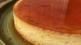 Quesillo aus Venezuela  Auf Spanisch nennt sich dieser Kuchen "Kleiner Käse" und ist vor allem in Lateinamerika beliebt. Der Kuchen wird mit Eiern, Kondensmilch und Zucker zubereitet und ähnelt Flan.