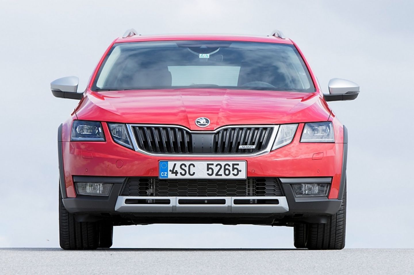 Der Skoda Octavia Scout liegt 30 Millimeter höher als die "normalen" Serienmodelle