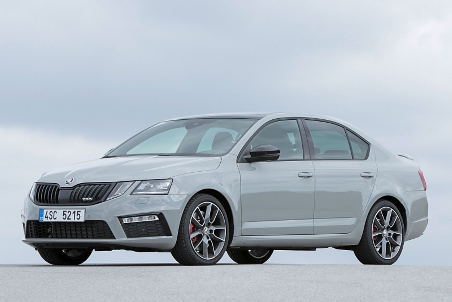 Der Skoda Octavia RS ist trotz seiner Ausmaße ziemlich agil