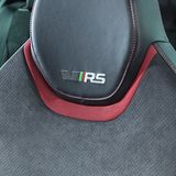 Die Sportsitze sind bequem