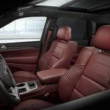Innen gibt es eine Voll-Leder-Ausstattung