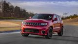 Aus Tempo 100 km/h steht der Jeep Grand Cherokee Trackhawk