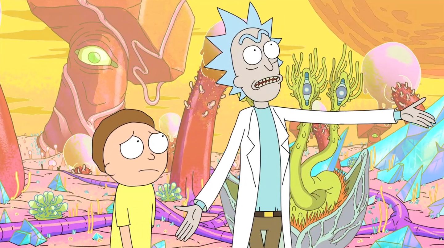 Zu sehen sind Rick und sein Enkel Morty in einer außerirdisch anmutenden Umgebung.