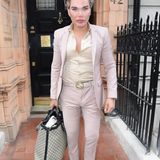 Ken-Doppelgänger Rodrigo Alves lässt sich von Dr Deniz Kanliada in London das Gesicht unterspritzen