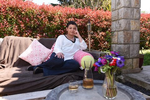 Marlene Tackenberg in ihrem Garten in Mouans Sartoux nördlich von Cannes