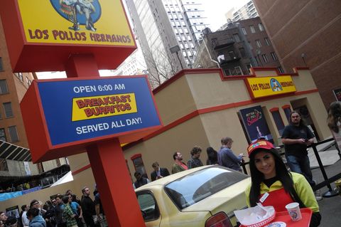 Das Fast-Food-Restaurant "Los Pollos Hermanos" aus der Serie "Breaking Bad" steht auf einem Parkplatz in New York.