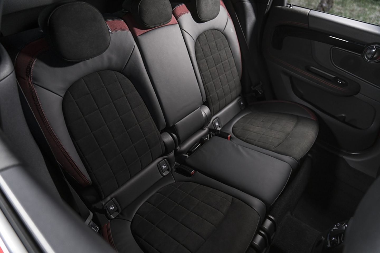 Mini John Cooper Works Countryman - ordentliches Platzangebot im Fond