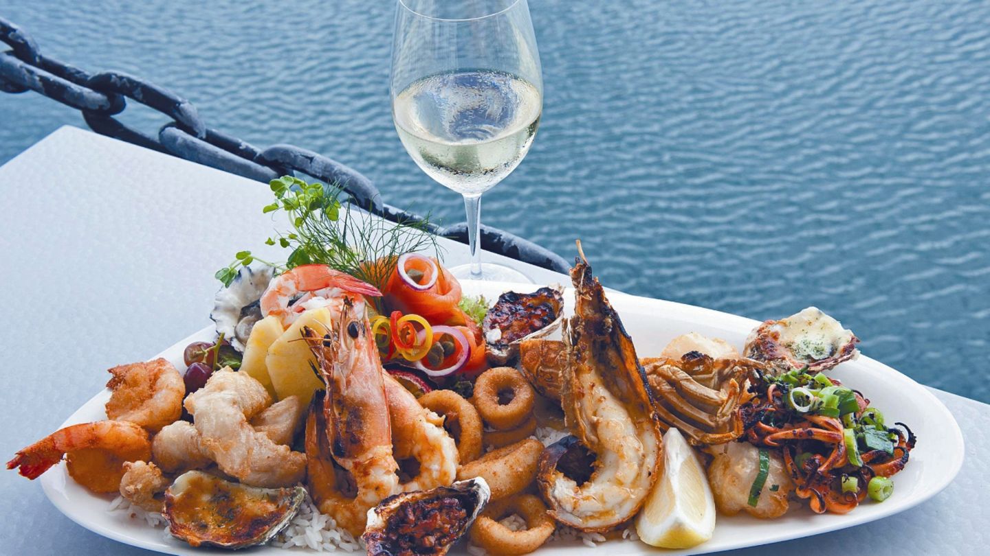Omeros Bros Seafood  ist bekannt für ausgezeichnetes Essen.