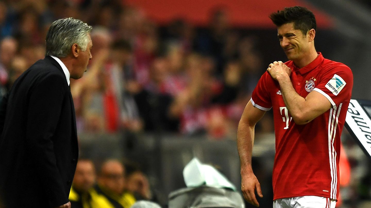 Robert Lewandowski und Carlo Ancelotti