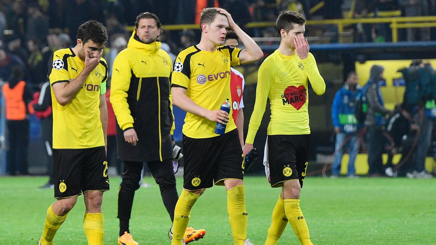Sokratis Papastathopoulos, Roman Weidenfeller, Matthias Ginter und Julian Weigl