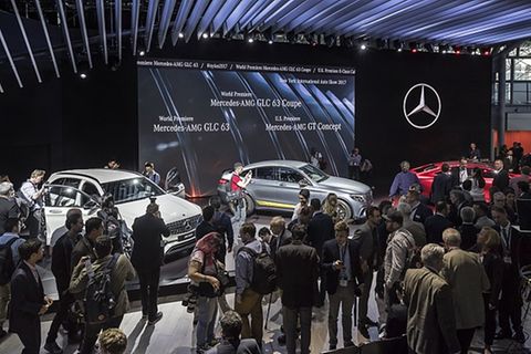 Mercedes Messestand auf der NYIAS