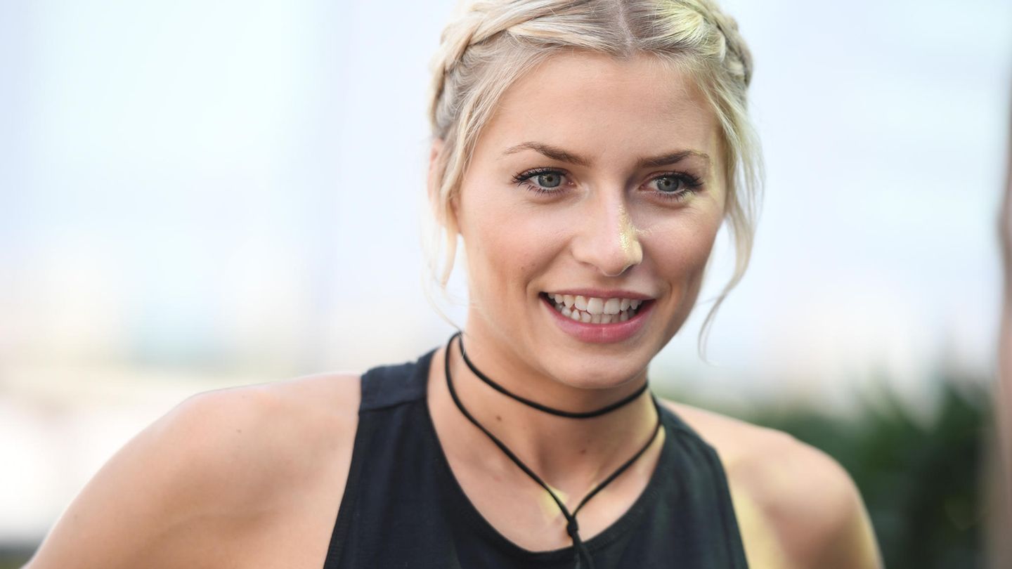 Lena Gercke darf die "Aida Perla" taufen