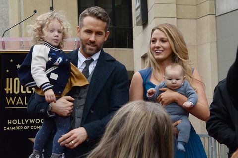 Blake Lively und Ryan Reynolds mit ihren beiden Kindern