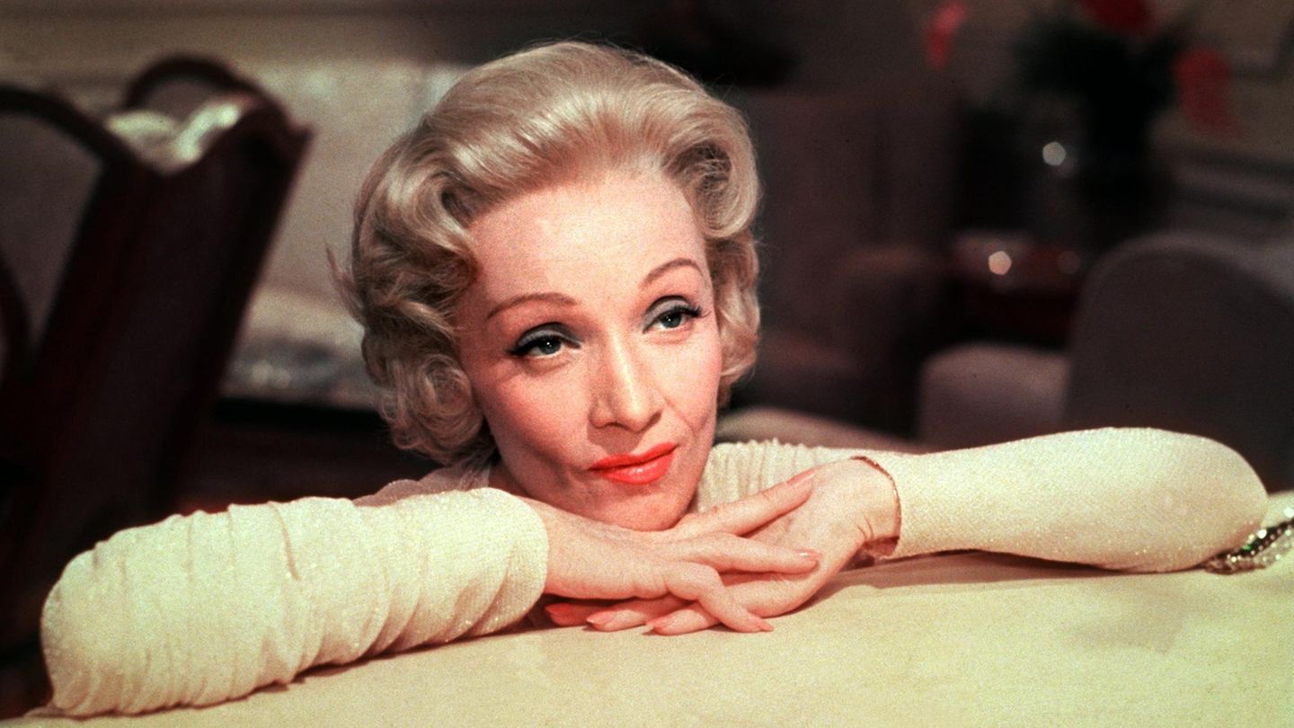 Marlene Dietrich erlangte als Schauspielerin und Sängerin Weltruhm