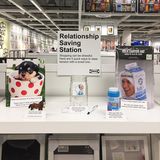 ... und wer nach einem Besuch an der "Relationship Saving Station" immer noch streitet, sollte beim nächsten Mal vielleicht lieber alleine zu Ikea gehen.