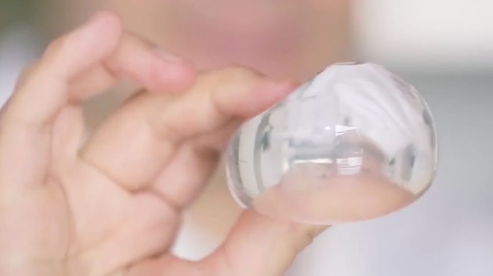 Essbares Wasser Wasser ohne Plastik