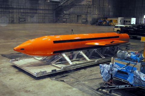Der Bombentyp GBU-43/B Massive Ordnance Air Blast