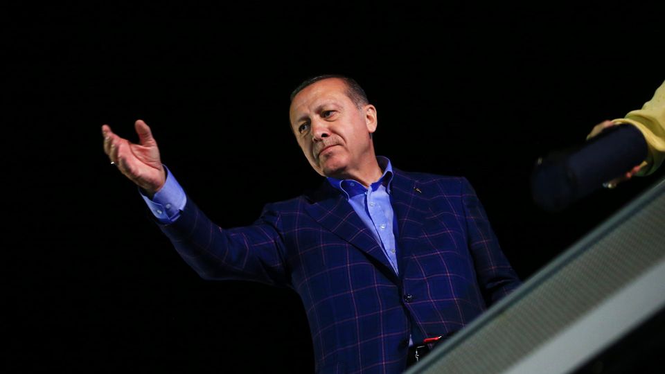 "Historische Entscheidung" - Erdogan lobt die Türken und ruft "Sieg der gesamten Türkei" aus