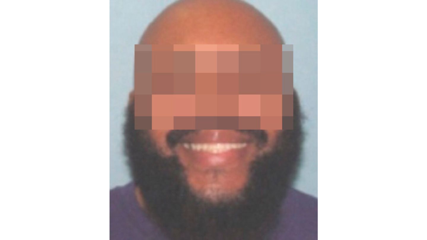 Die US-Polizei sucht diesen Mann - er streamte einen Mord auf Facebook