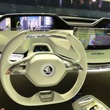 Der Innenraum ist futuristisch