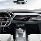 Das Cockpit ist zum Fahrer geneigt