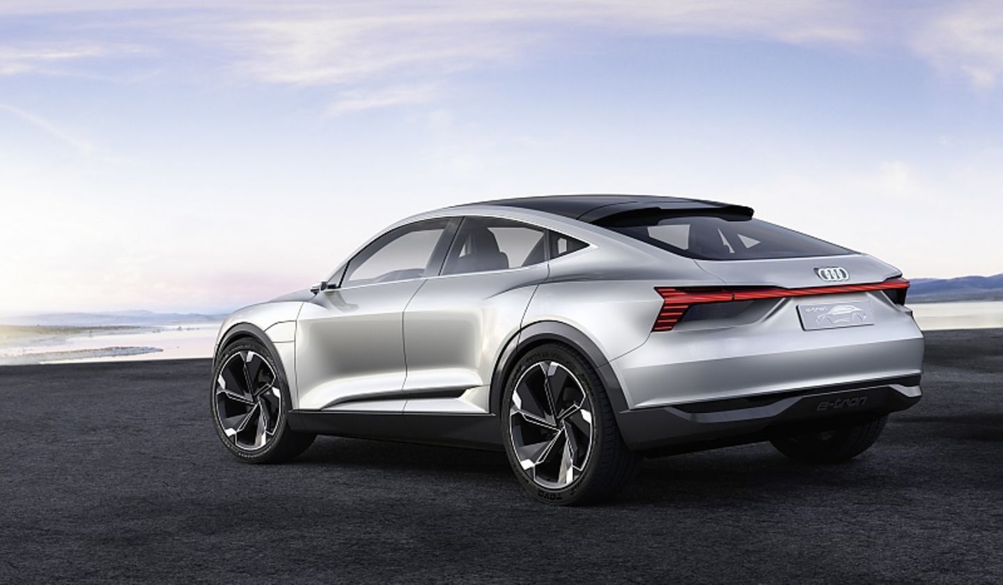 Beim Audi e-tron Sportback Concept ähnelt die Form der Fahrgastzelle dem A7.