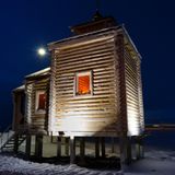 Gemütlicher sieht das Sauna-Häuschen aus.