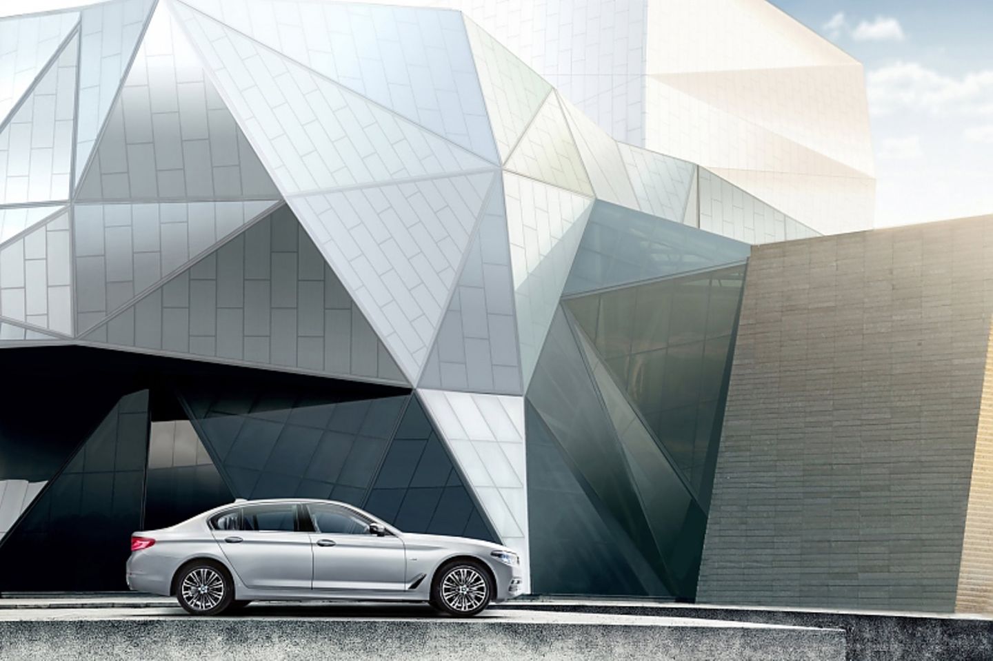 BMW 5er LWB - Segmentführer in China