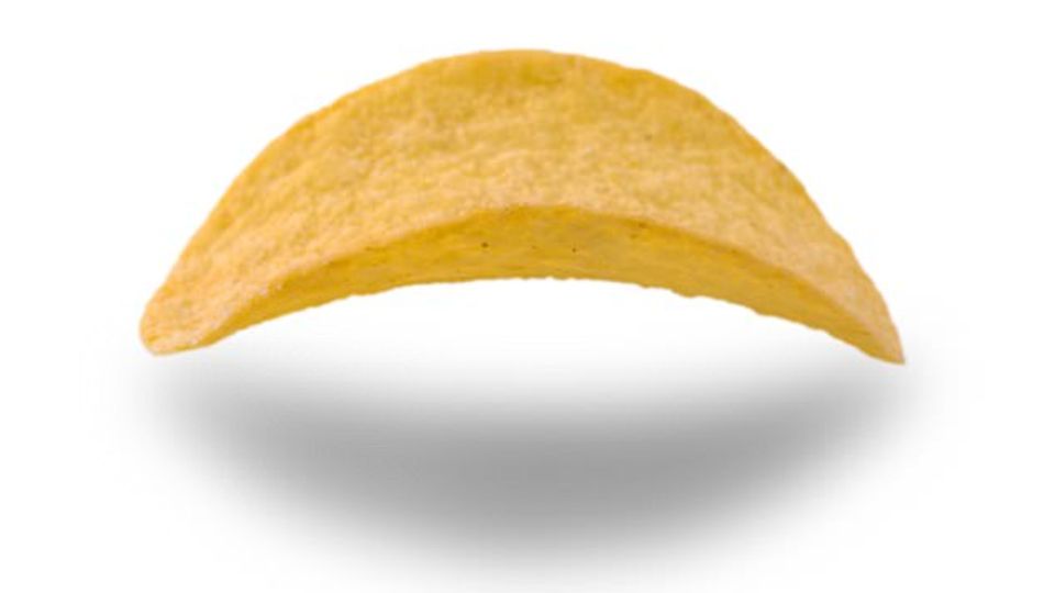 Wenn Sie das volle Aroma haben wollen, sollten Sie den Chip mit der gewölbten Seite nach oben in den Mund stecken
