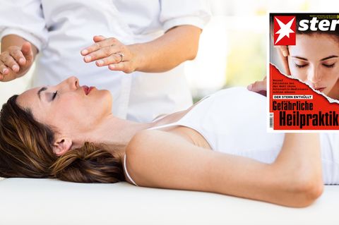 Eine Patientin befindet sich im Gespräch mit medizinischem Personal.