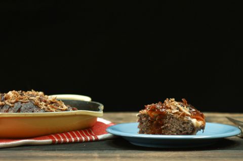 Kalorienbombe: Bacon, Käse und eine leckere BBQ-Soße mit Jägermeister