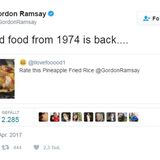 Mit der Aufforderung an Gordon Ramsay, dieses Gericht zu bewerten, wartet der Sternekoch nicht lange. Sein Urteil fällt nüchtern aus: "Oh mein Gott, 1974 ist zurück ..."