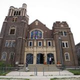 Die Außenansicht der Cannabiskirche in Denver