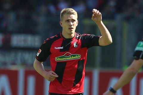 Bundesliga Freiburg gegen Leverkusen: Nils Petersen jubelt