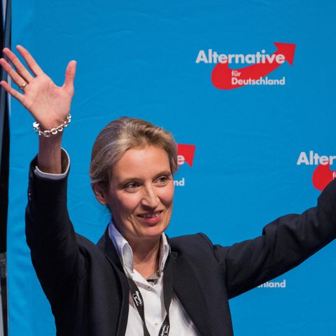 8 Fakten über die Spitzenkandidatin: Alice Weidel: Ihr Privatleben passt nicht zum Bild der konservativen AfD