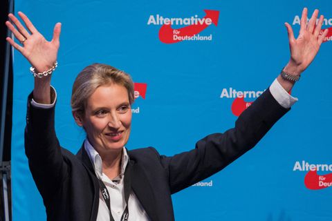 8 Fakten über die Spitzenkandidatin: Alice Weidel: Ihr Privatleben passt nicht zum Bild der konservativen AfD