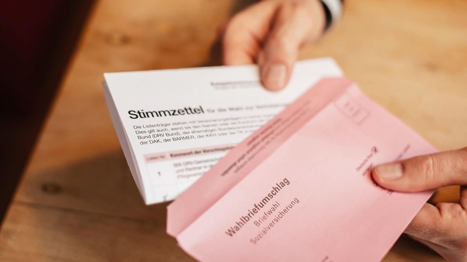 Zur Sozialwahl 2017 sind rund 51 Millionen Versicherte und Rentner aufgerufen