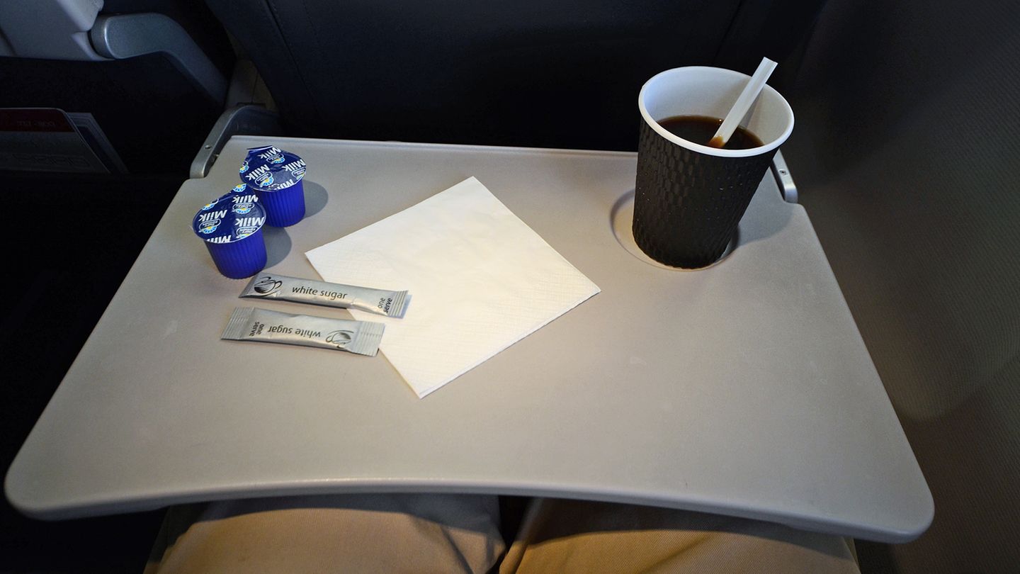 Virgin Australia, Economy Class: Hobart - Sydney