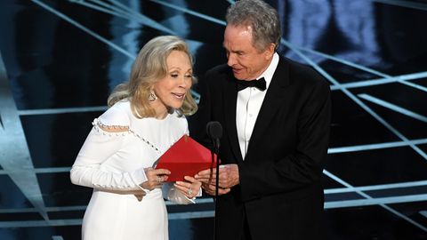 Faye Dunaway verkündet den falschen Oscar-Gewinner